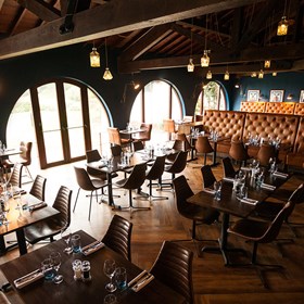 Commercial building Specialist: Restaurant fit out UK